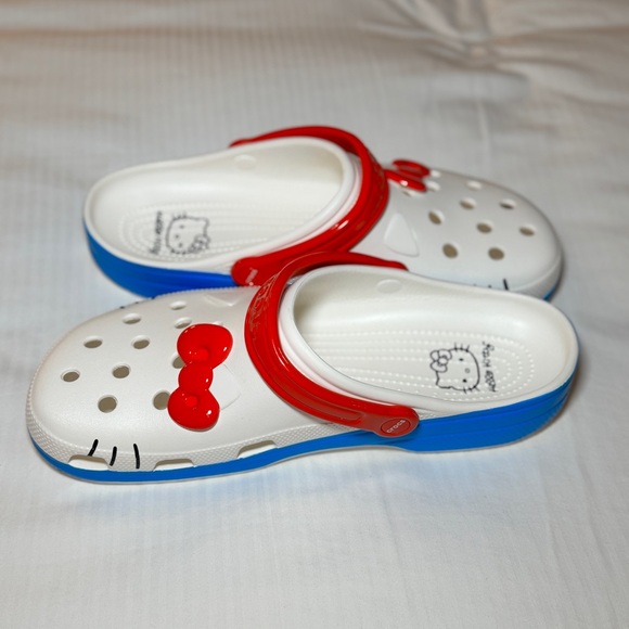 CROCS Other - Crocs x Hello Kitty Iam Classic Clog 50th Anniversary Size M13/W14.5 NEW White